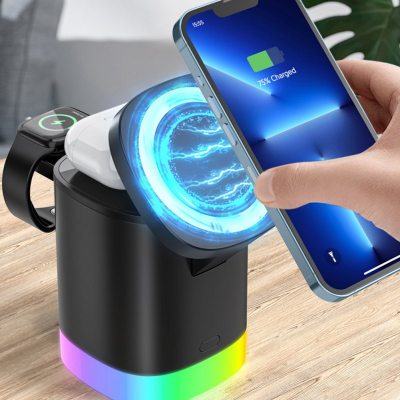 3 In 1 Magnetic Wireless Fast Charger For Smart Phone,Ipods & watch